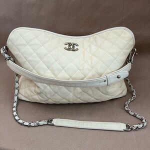 Chanel off-white French Riviera Hobo. Caviar leather.